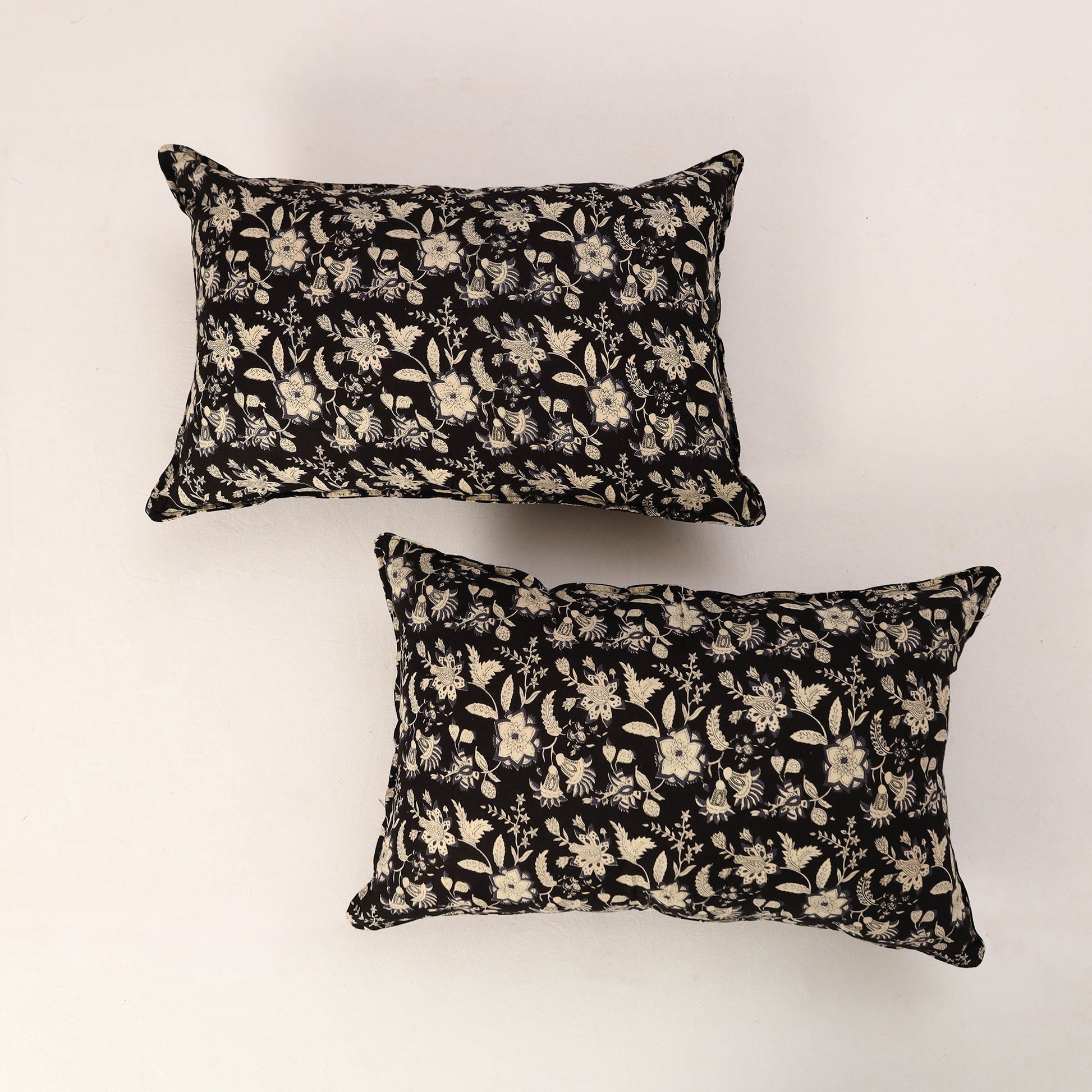 Black - Set of 2 Jaipur Print Cotton Pillow Covers 01