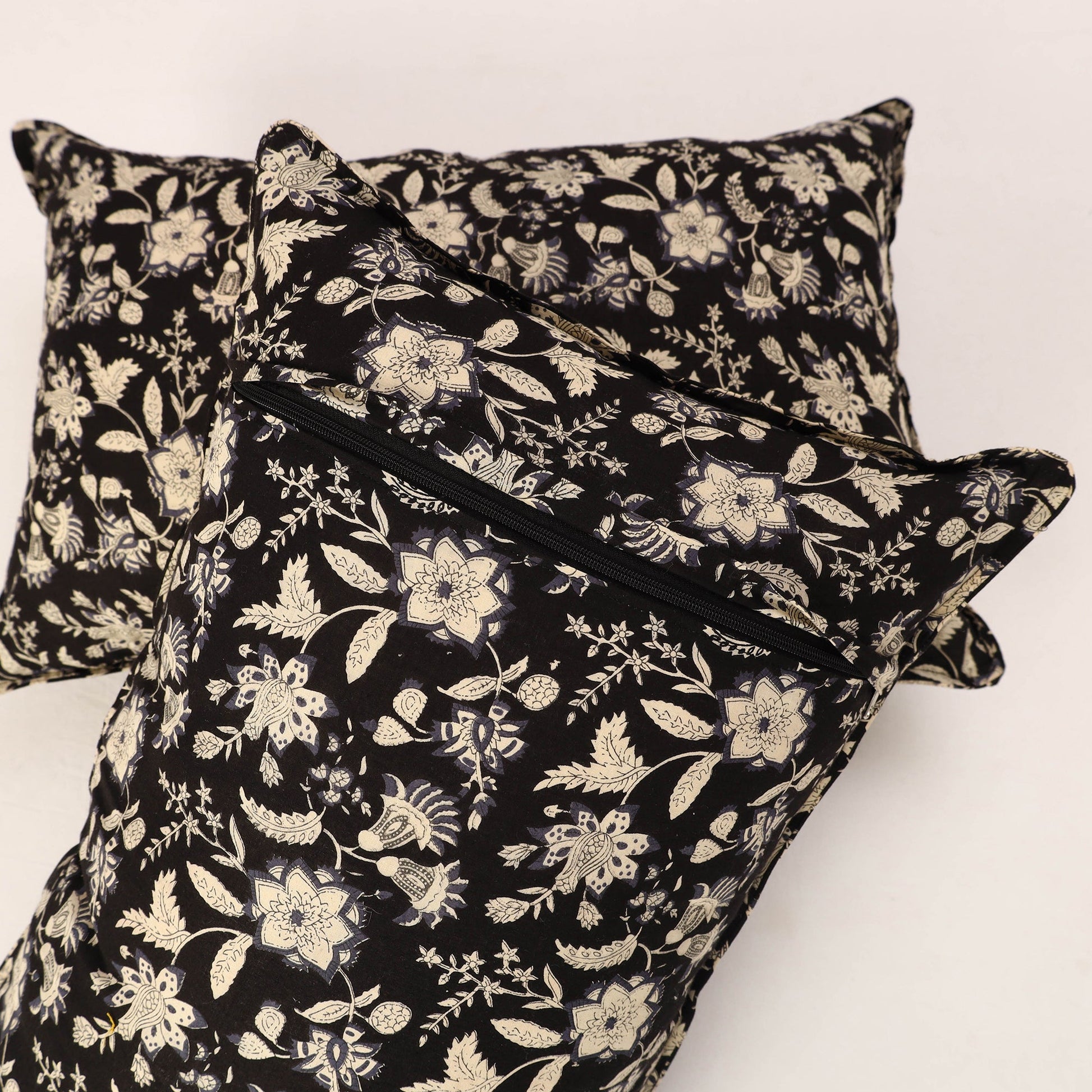 Black - Set of 2 Jaipur Print Cotton Pillow Covers 01