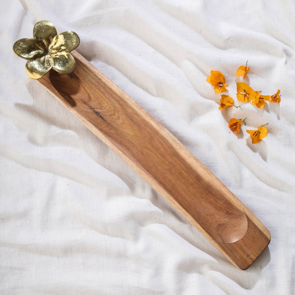 Brown - Hand Carved Natural Mahogany Wooden Tray With Dokra Holder