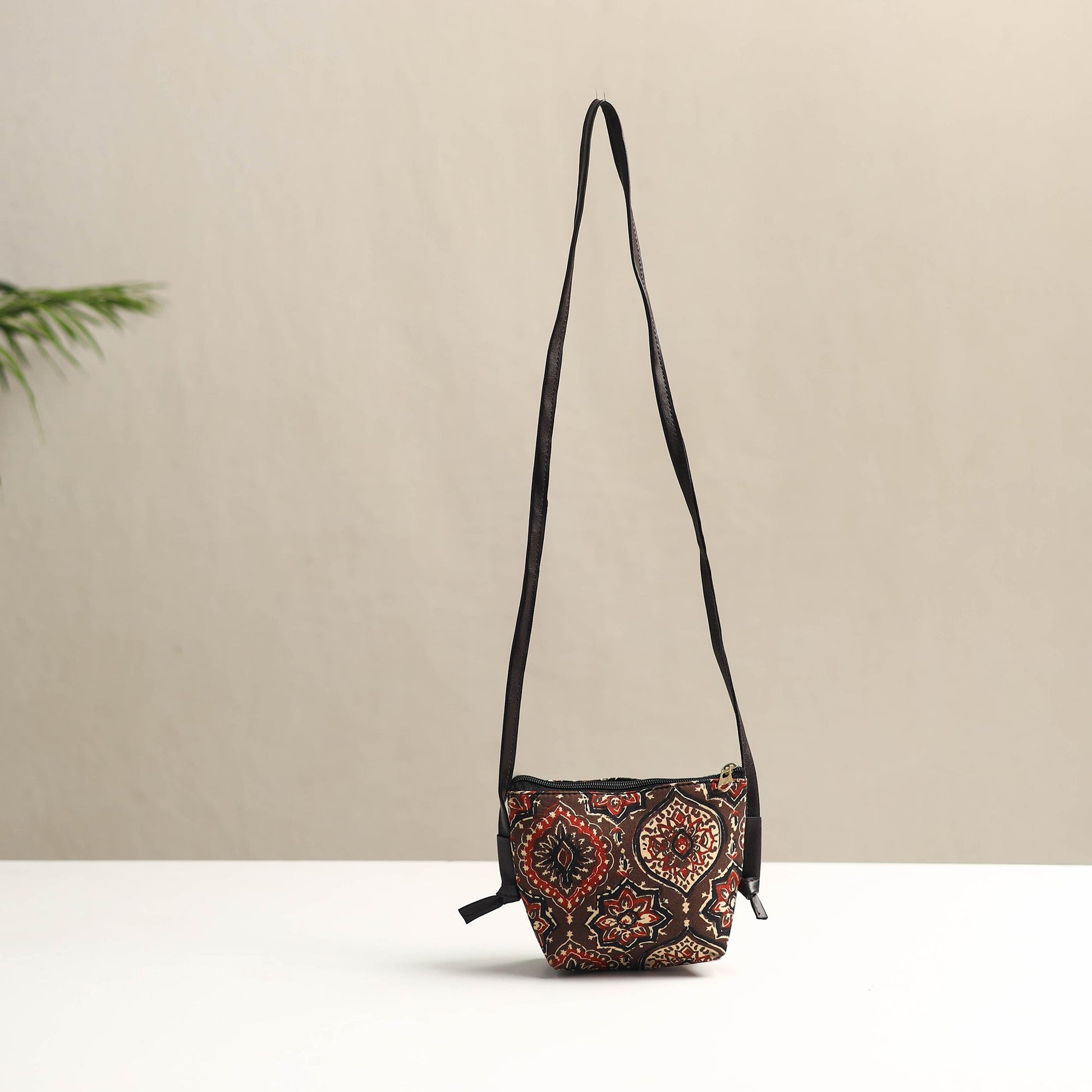 Brown - Handcrafted Block Printed Shoulder Bag (Set of 2) 02