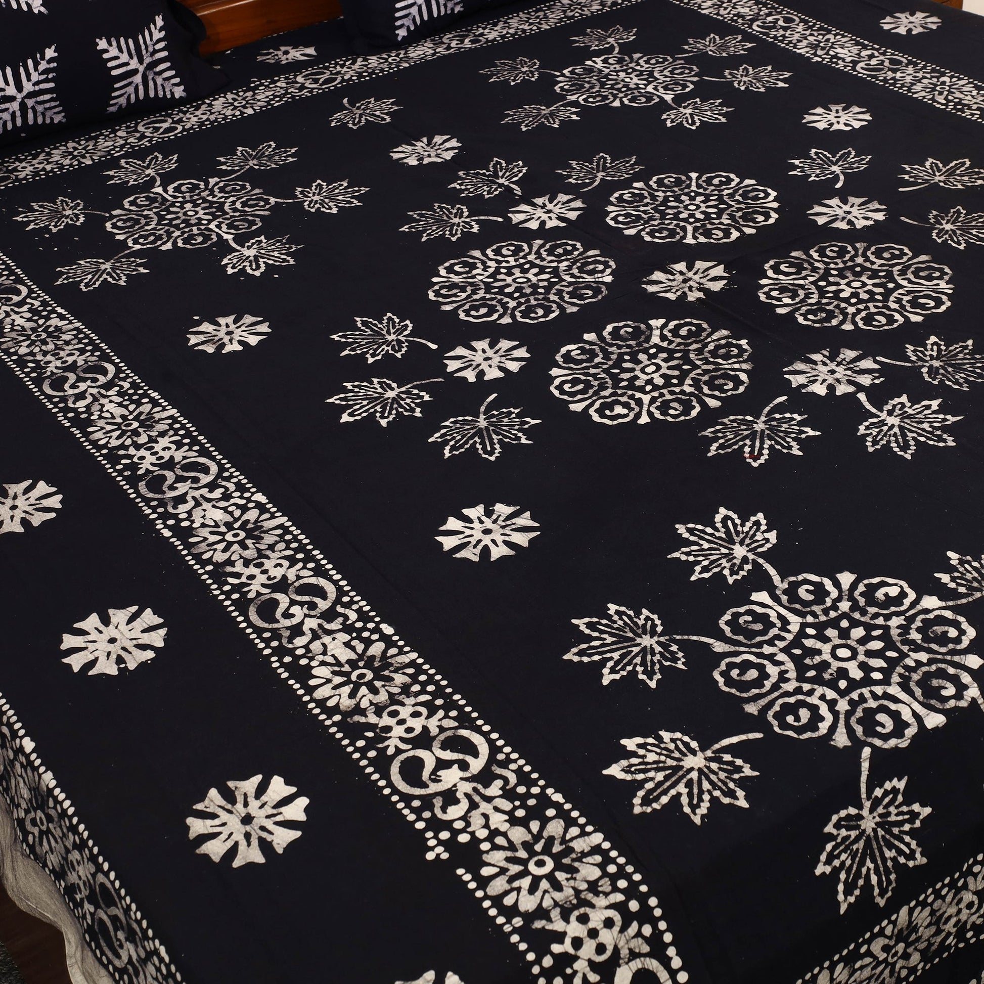 Black - Cotton Double Hand Batik Print Bed Sheet Set 28