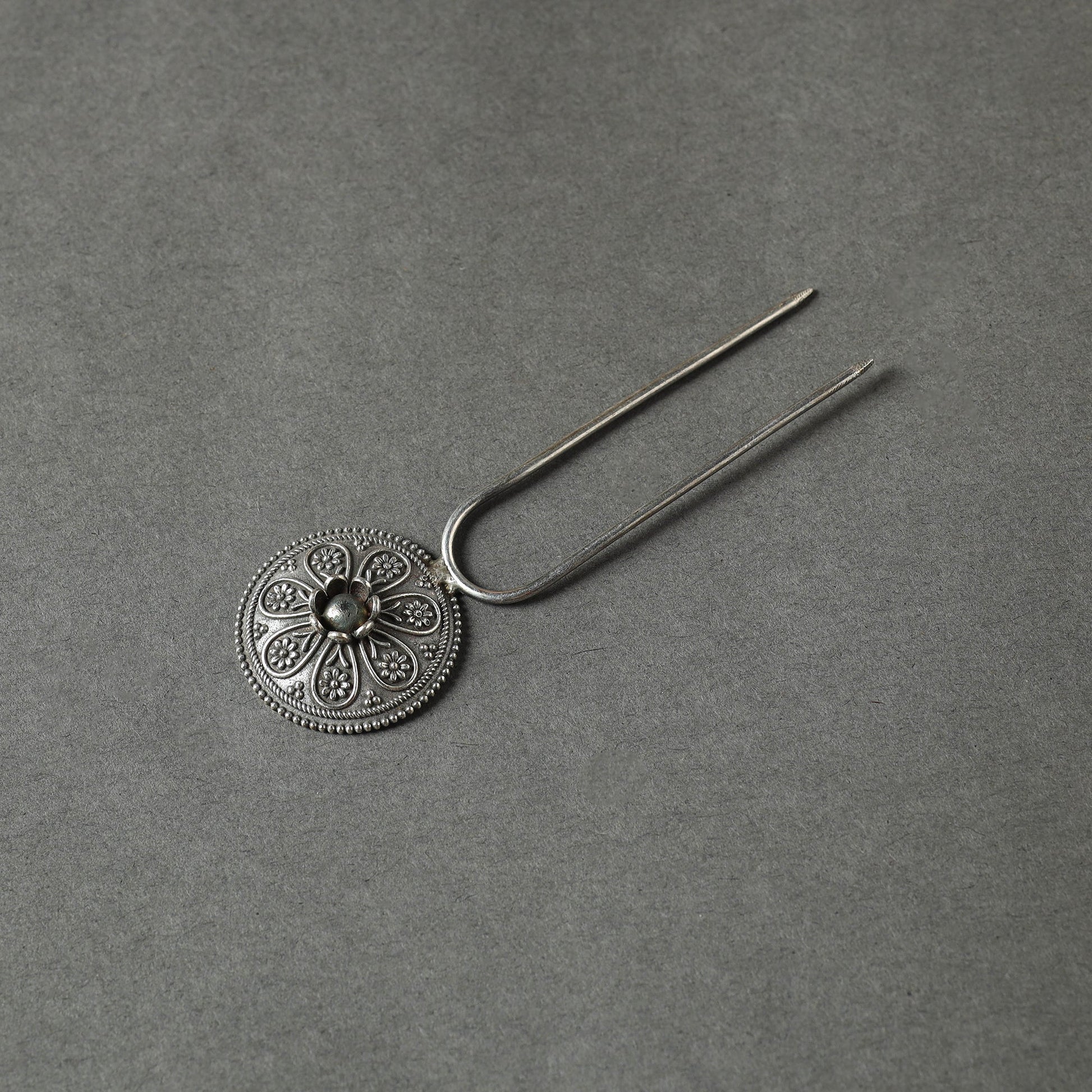 Antique Silver Finish Oxidised Brass Base Juda Pin