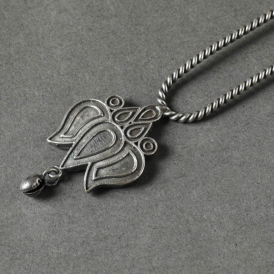 Antique Silver Finish Oxidised Brass Base Juda Pin