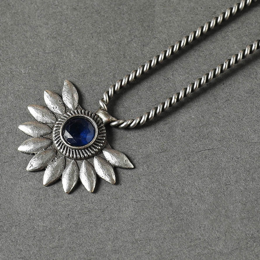 Antique Silver Finish Oxidised Brass Base Stone Work Juda Pin