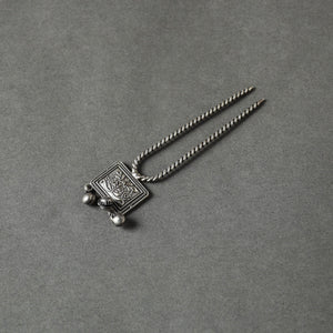 Antique Silver Finish Oxidised Brass Base Juda Pin