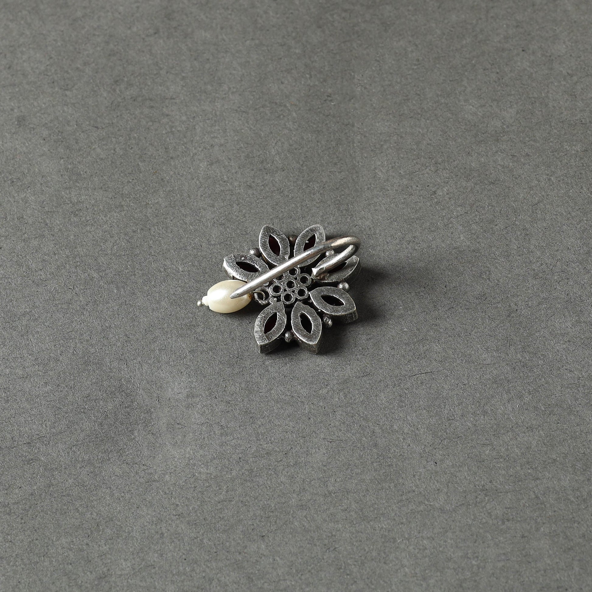 Antique Silver Finish Oxidised Brass Base Stone Work Juda Pin