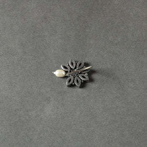 Antique Silver Finish Oxidised Brass Base Stone Work Juda Pin