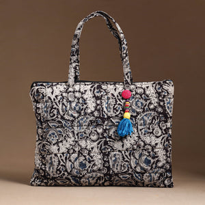 Black - Handcrafted Quilted Cotton Hand Bag 06