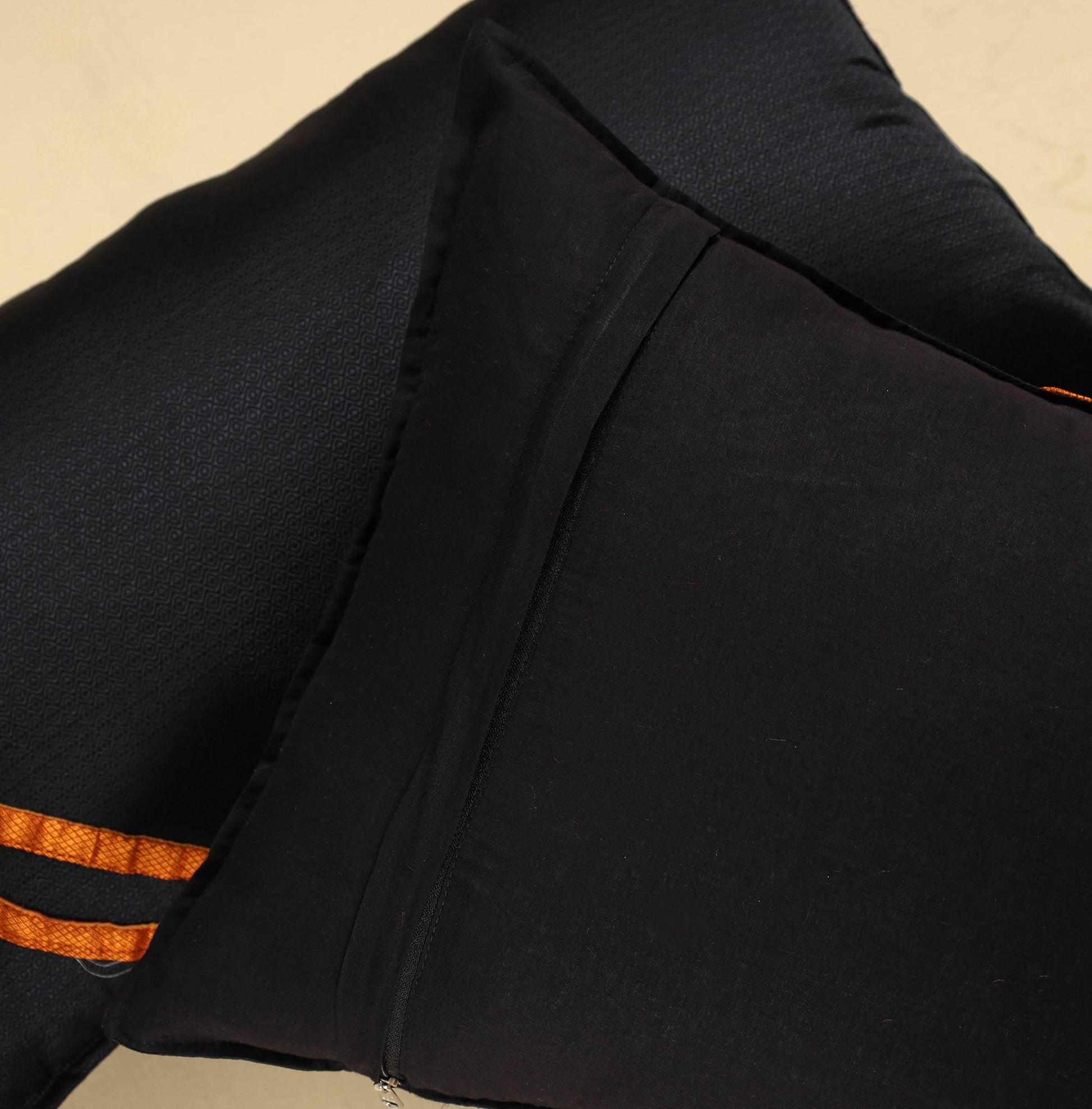 Black - Khun Weave Cotton Pillow Covers (Set of 2)