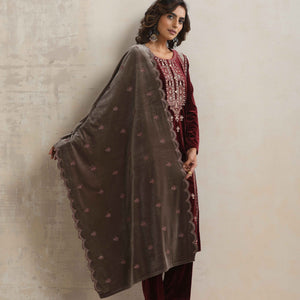trueBrowns Maroon Velvet Embroidered Kurta Pant Dupatta Set