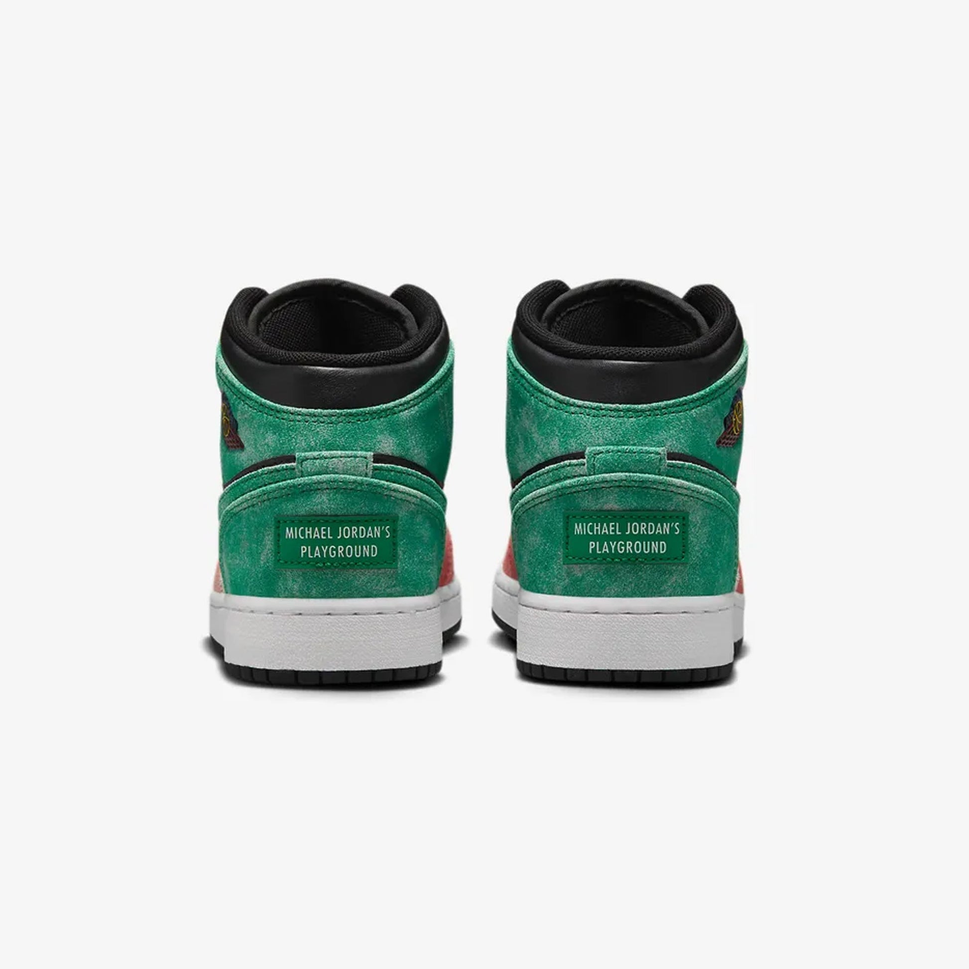 Jordan | AIR JORDAN 1 MID SE (GS)  { BLACK/PINE GREEN-DUNE RED-PINE GREEN