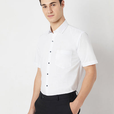Wrinkle Free Half Sleeve Shirt