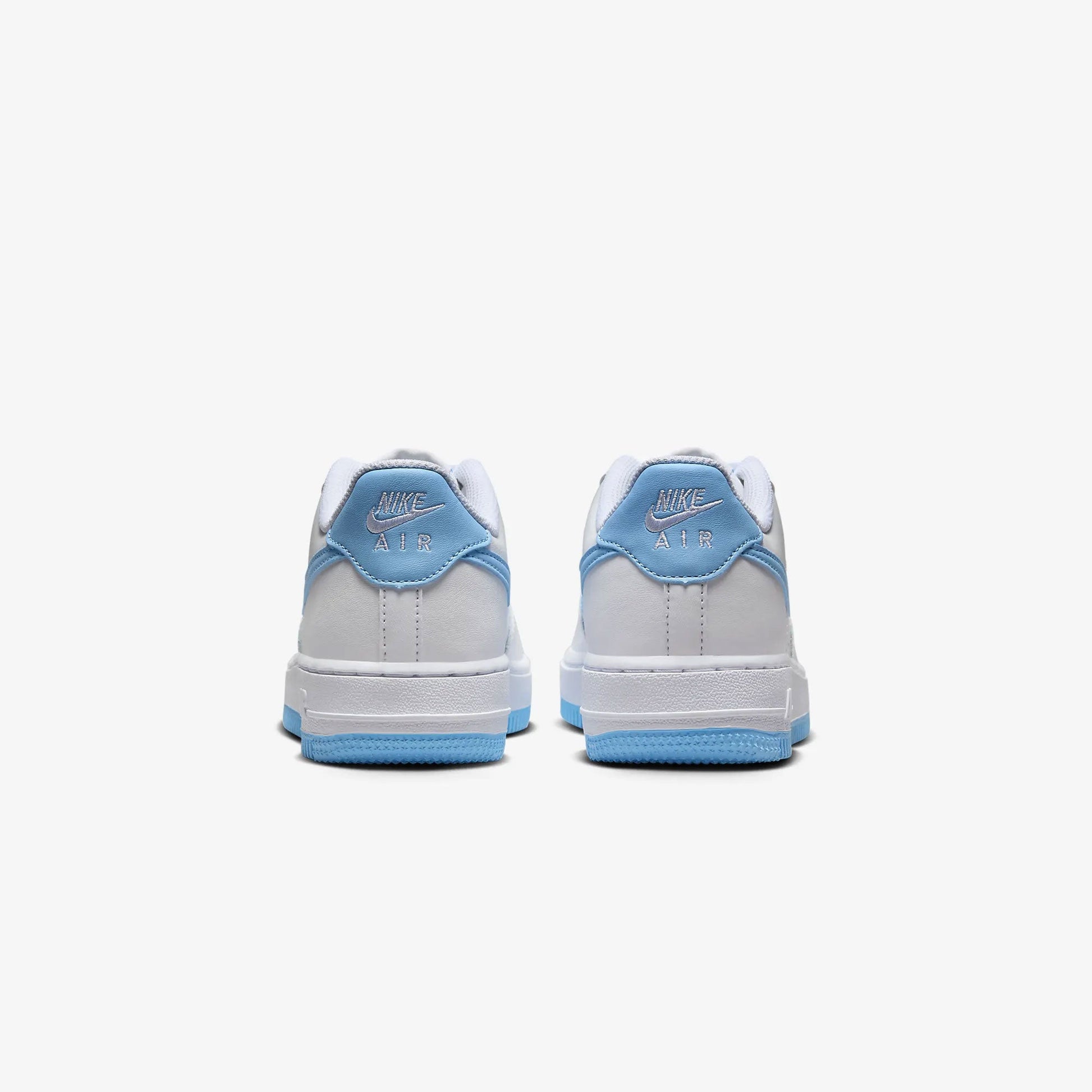 Nike | AIR FORCE 1 (GS)  { WHITE/AQUARIUS BLUE-WHITE
