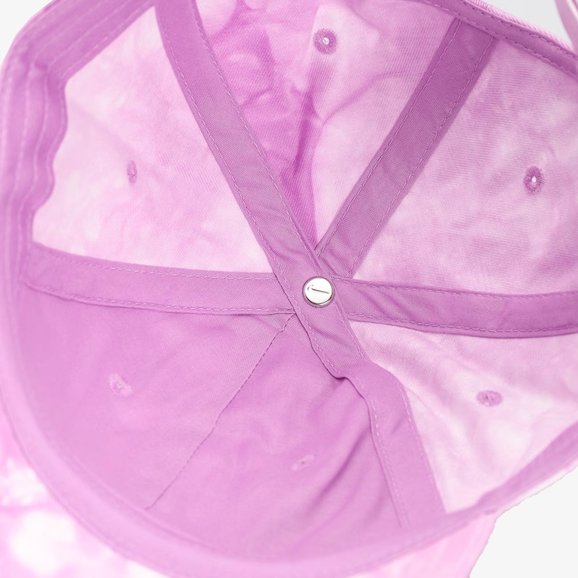 Nike | CLUB  { PINK