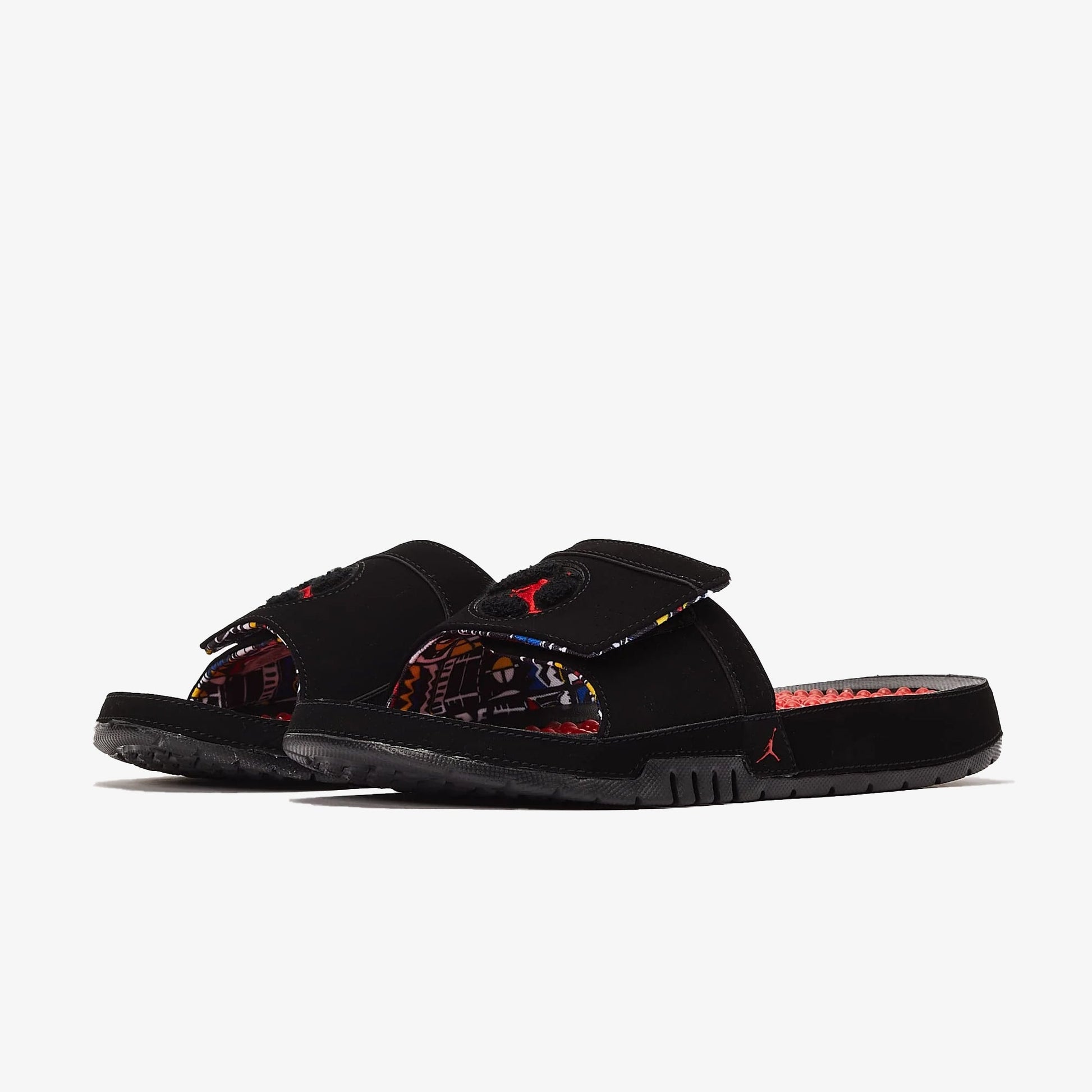 Jordan | HYDRO 8 RETRO  { BLACK/UNIVERSITY RED-WHITE-VARSITY MAIZE