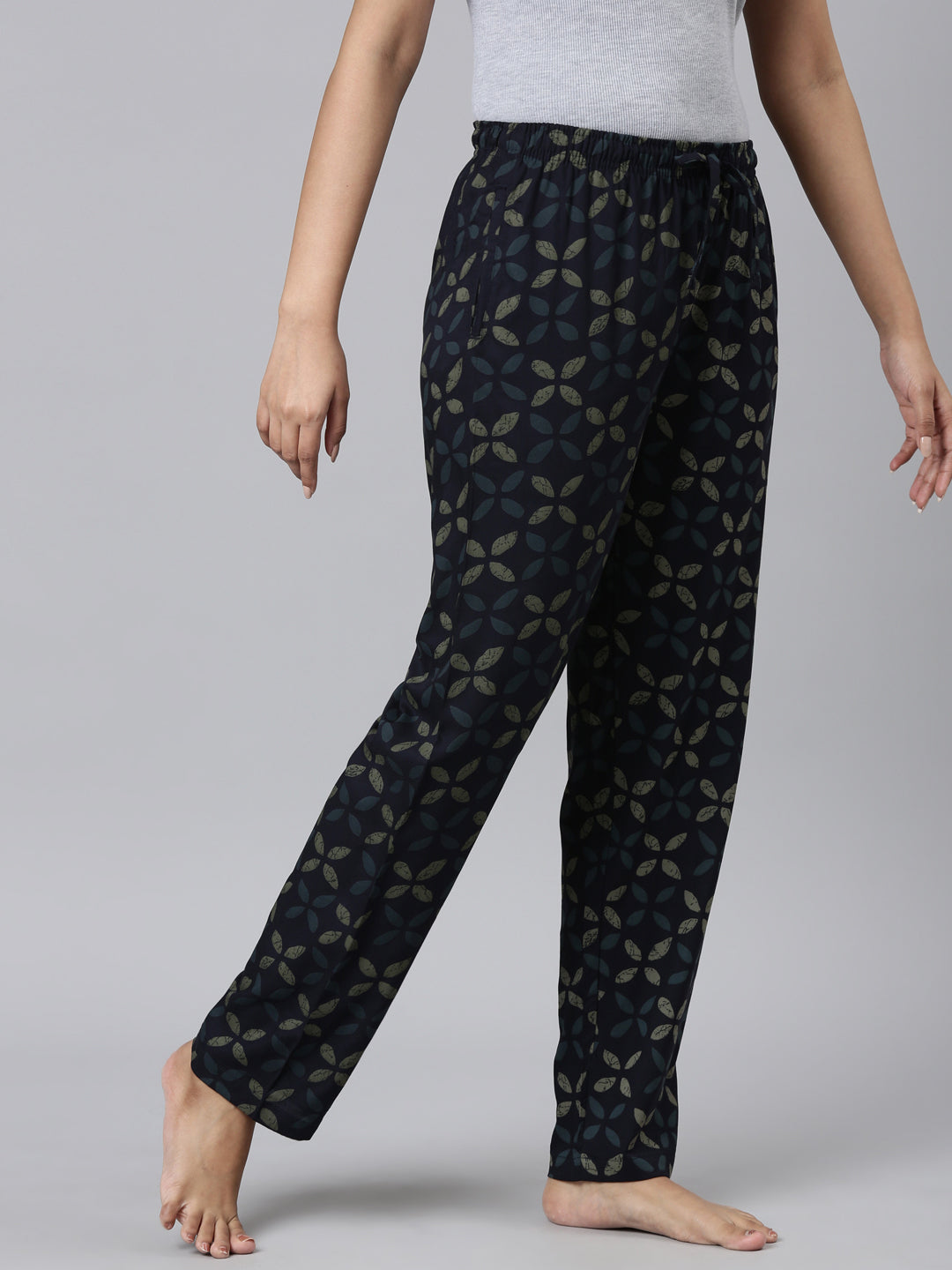 Women Printed Navys Woven Viscose Lounge Pants