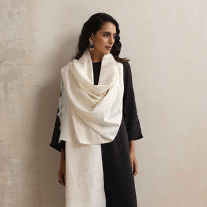 trueBrowns Ivory Gold Woollen Stole