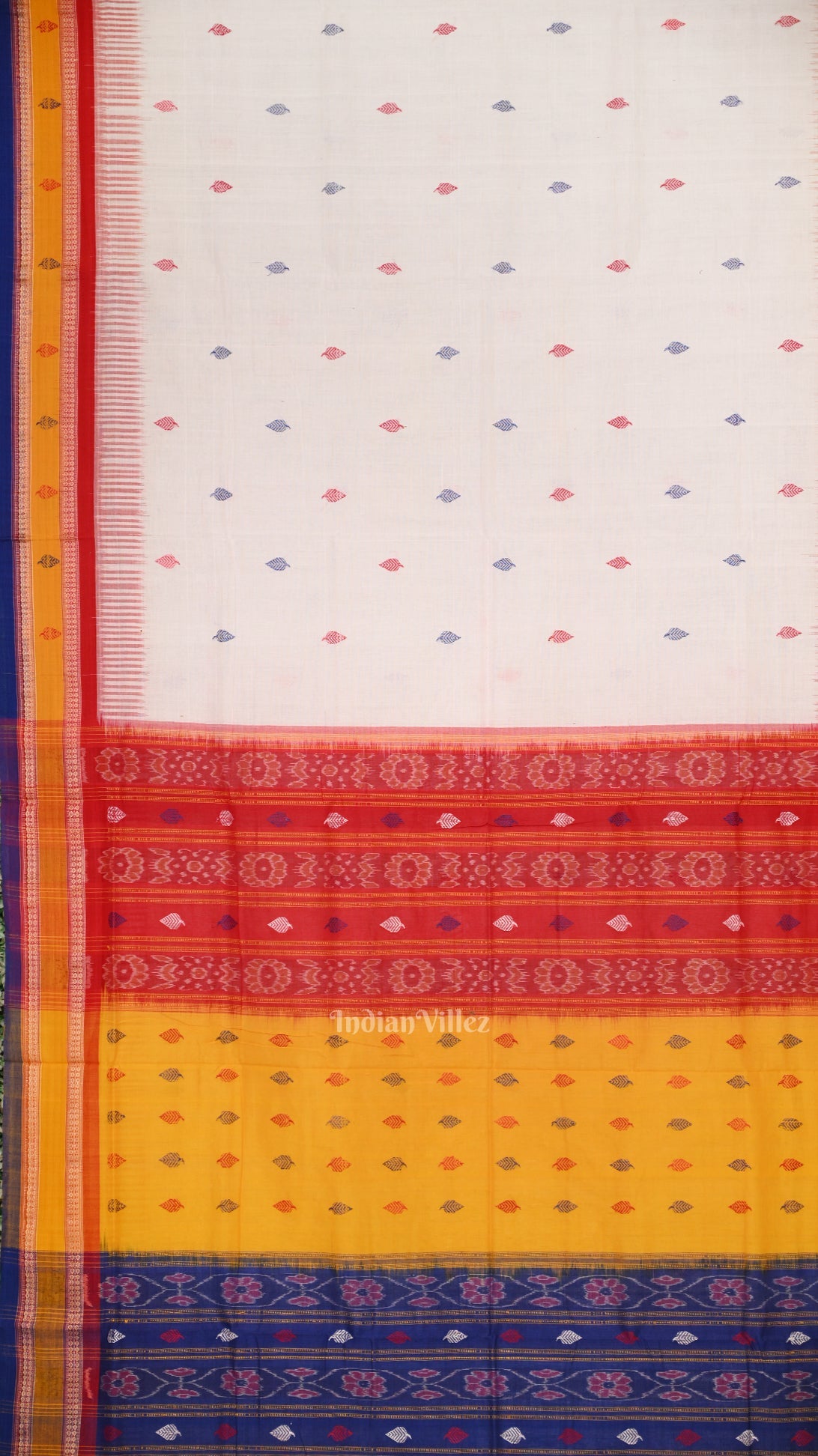 White Odisha Ikat Kathiphera Cotton Saree