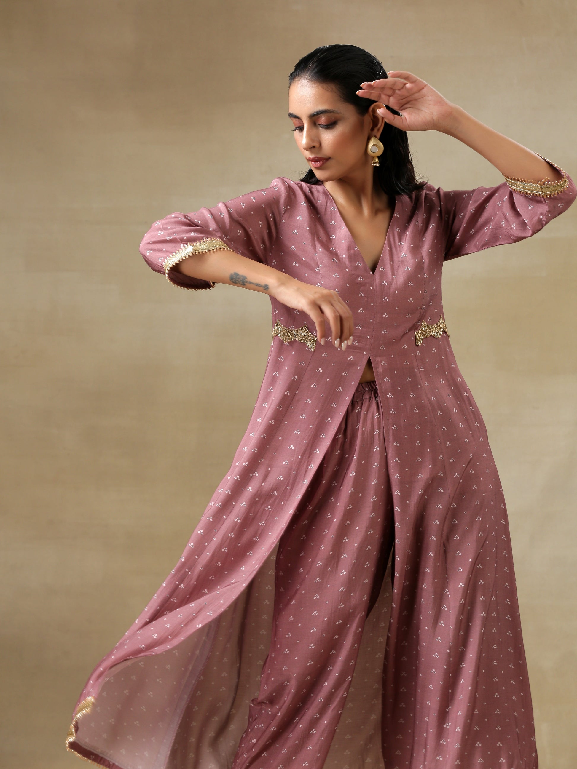 Dark Mauve Bandhani Printed Silk Front Slit Kurta Pant Set | Relove