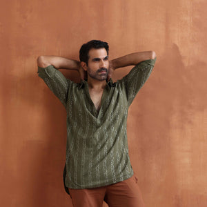 trueBrowns Men's Olive Green Cotton Dobby Short Kurta
