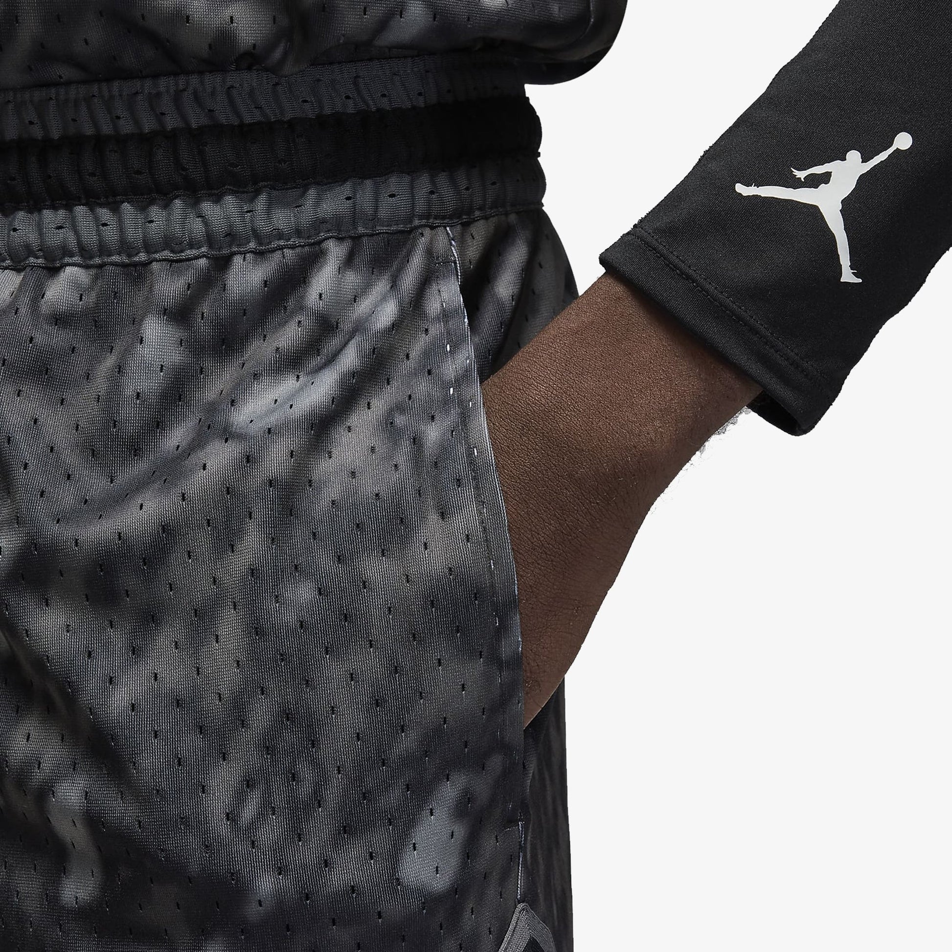 Jordan | DIAMOND SHORTS  { BLACK/IRON GREY