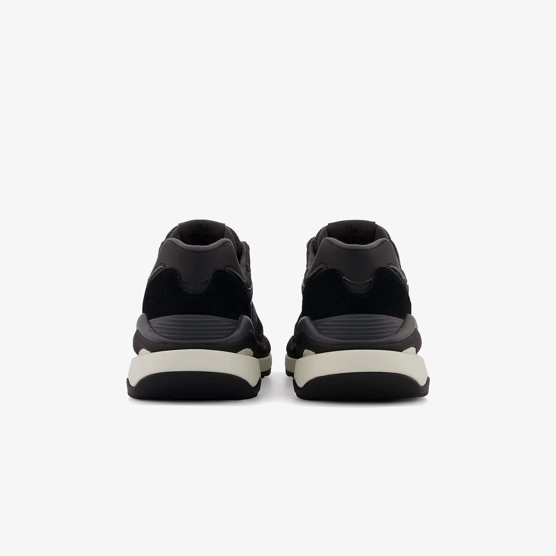 New Balance | 5740  { GREY/WHITE/BLACK