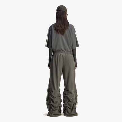 Adidas Originals | AVAVAV PLEATED TRACK PANTS { CARBON