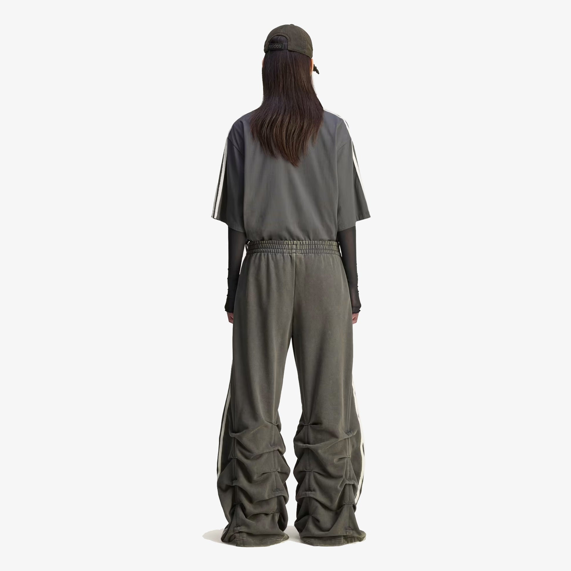 Adidas Originals | AVAVAV PLEATED TRACK PANTS { CARBON