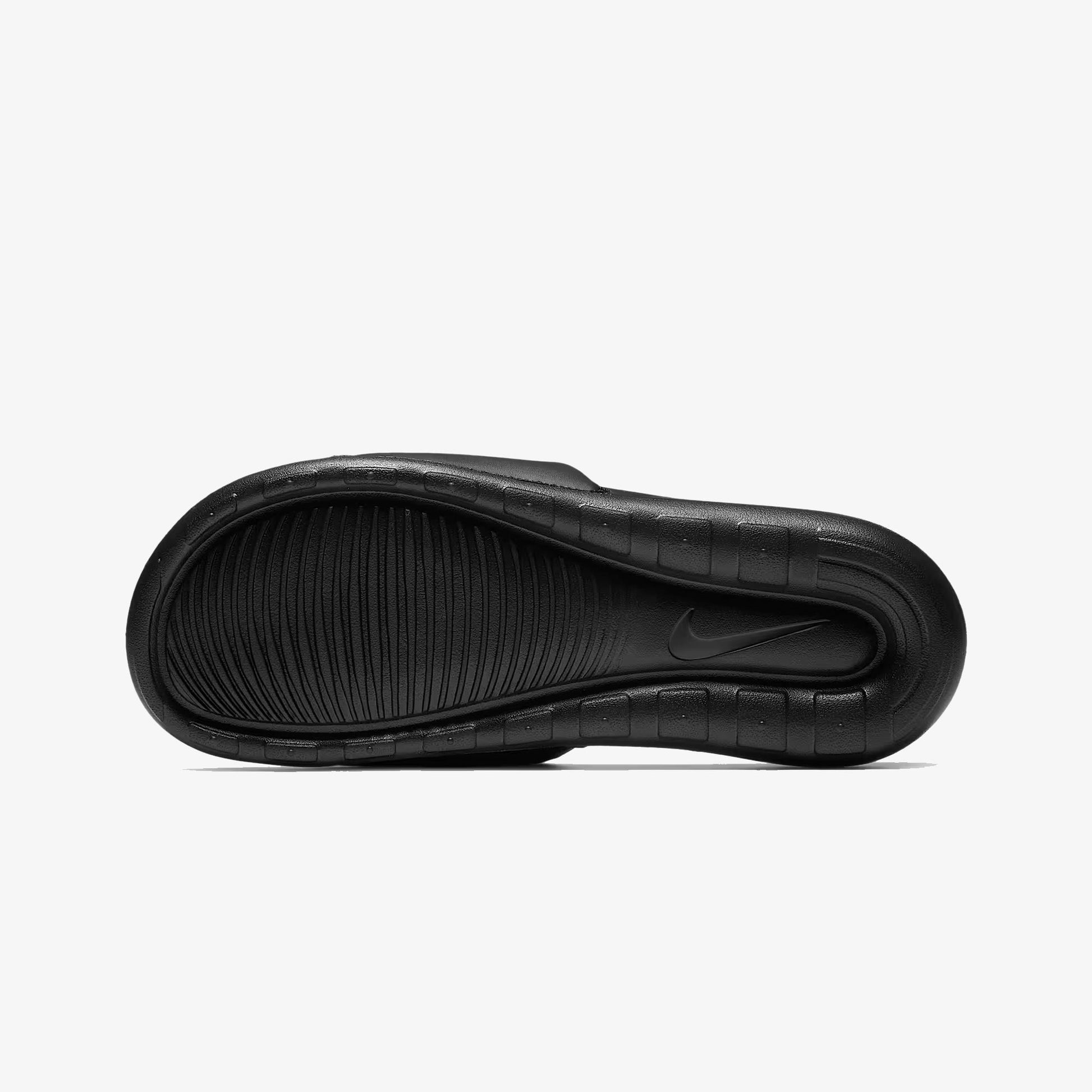 NIKE | VICTORI ONE { BLACK/BLACK-BLACK