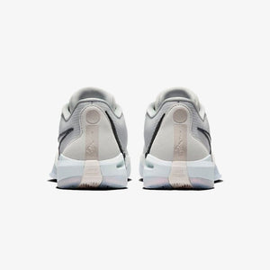 Nike | SABRINA 1 