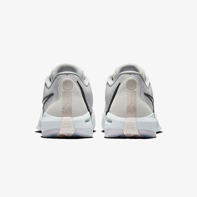 Nike | SABRINA 1 