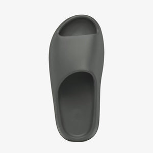 ADIDAS ORIGINALS | YEEZY SLIDE { DARK ONYX