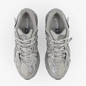 New Balance | 1906 { GREY