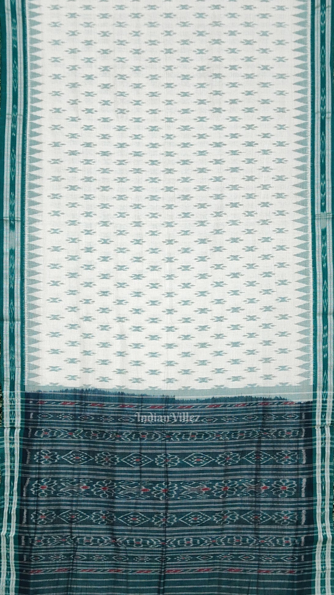White Teal Green Mayur Chandrika Maniabandha Cotton Saree