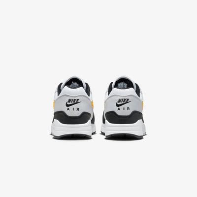 Nike | AIR MAX 1  { WHITE/UNIVERSITY GOLD-BLACK