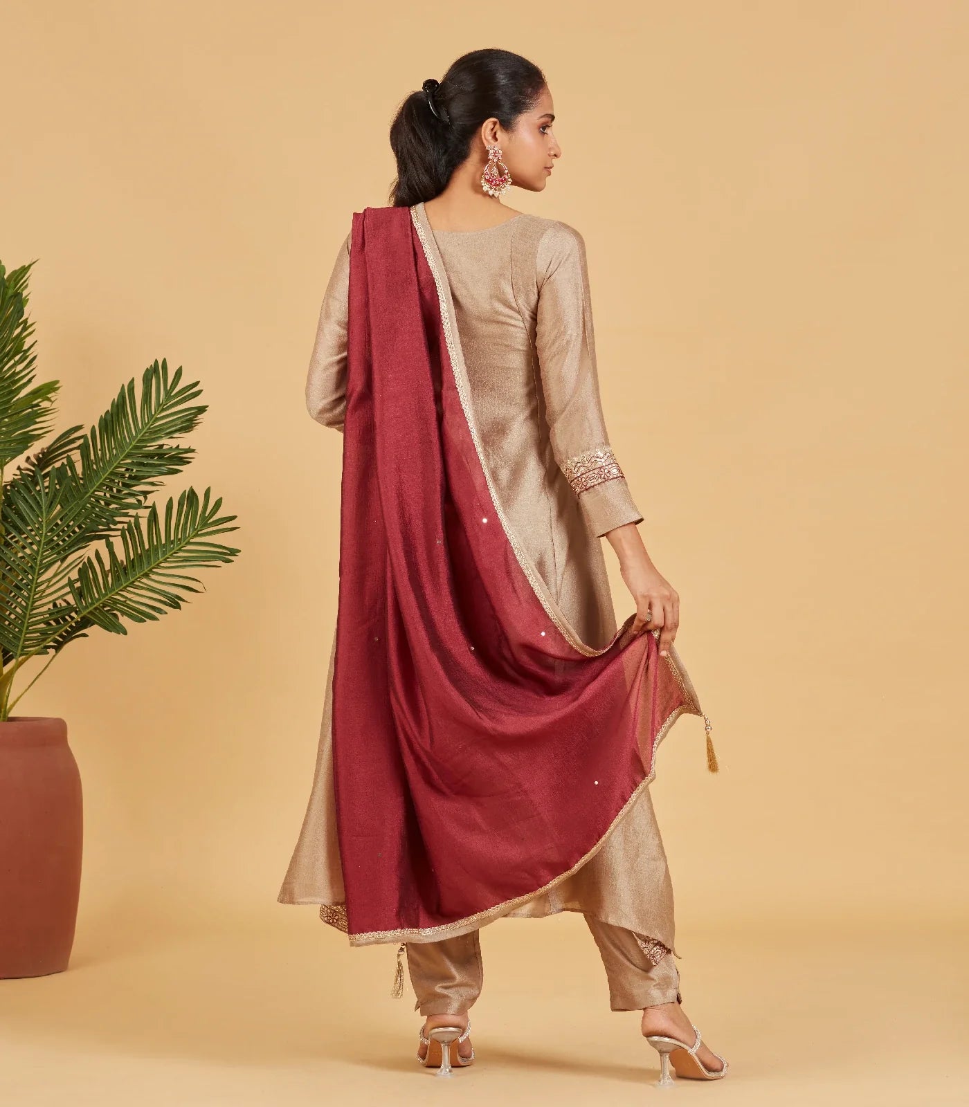 Taupe Kurta Set With Contrast Wine Dupatta