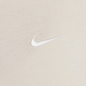 NIKE | SPORTSWEAR DRESS { LT OREWOOD BRN/WHITE