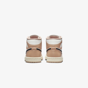 Jordan | AIR JORDAN 1  { SAIL/BLACK-DESERT