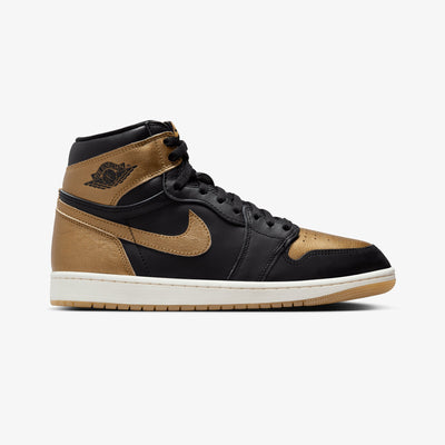 JORDAN | AIR JORDAN 1 RETRO HIGH OG { 