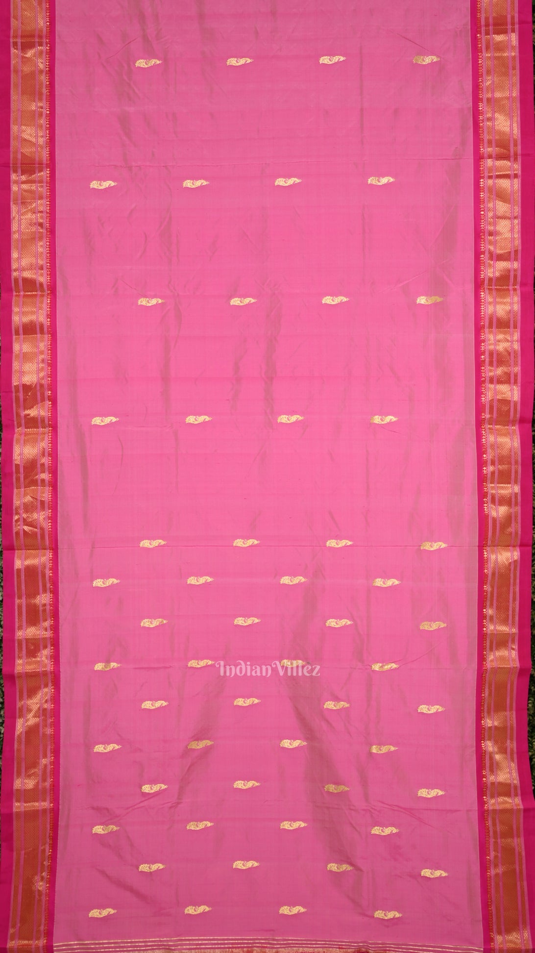 Pink Dual Tone  Peacock Butti Paithani Silk Saree