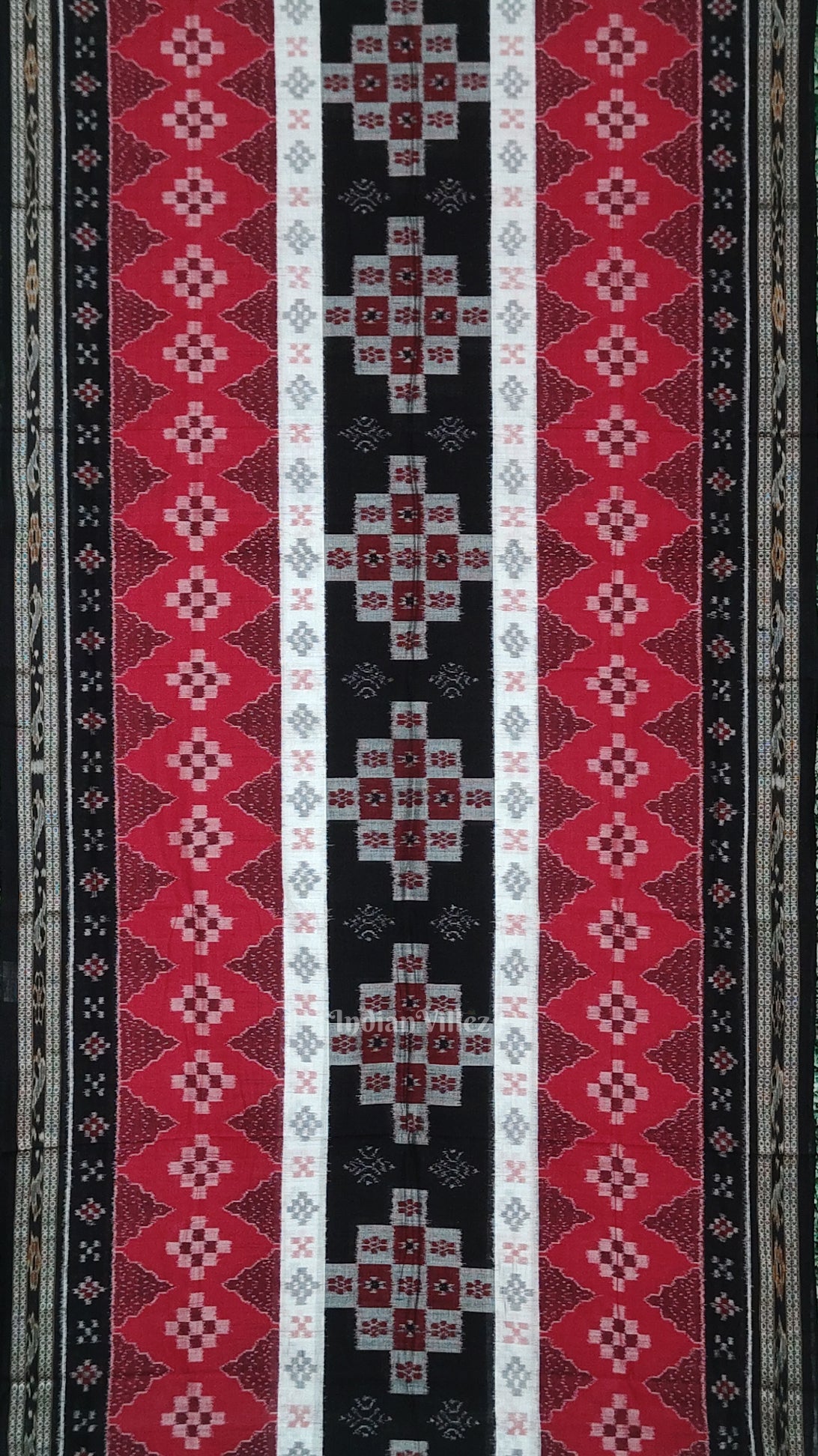 Red Black Body Pasapali Sambalpuri Pure Cotton Saree