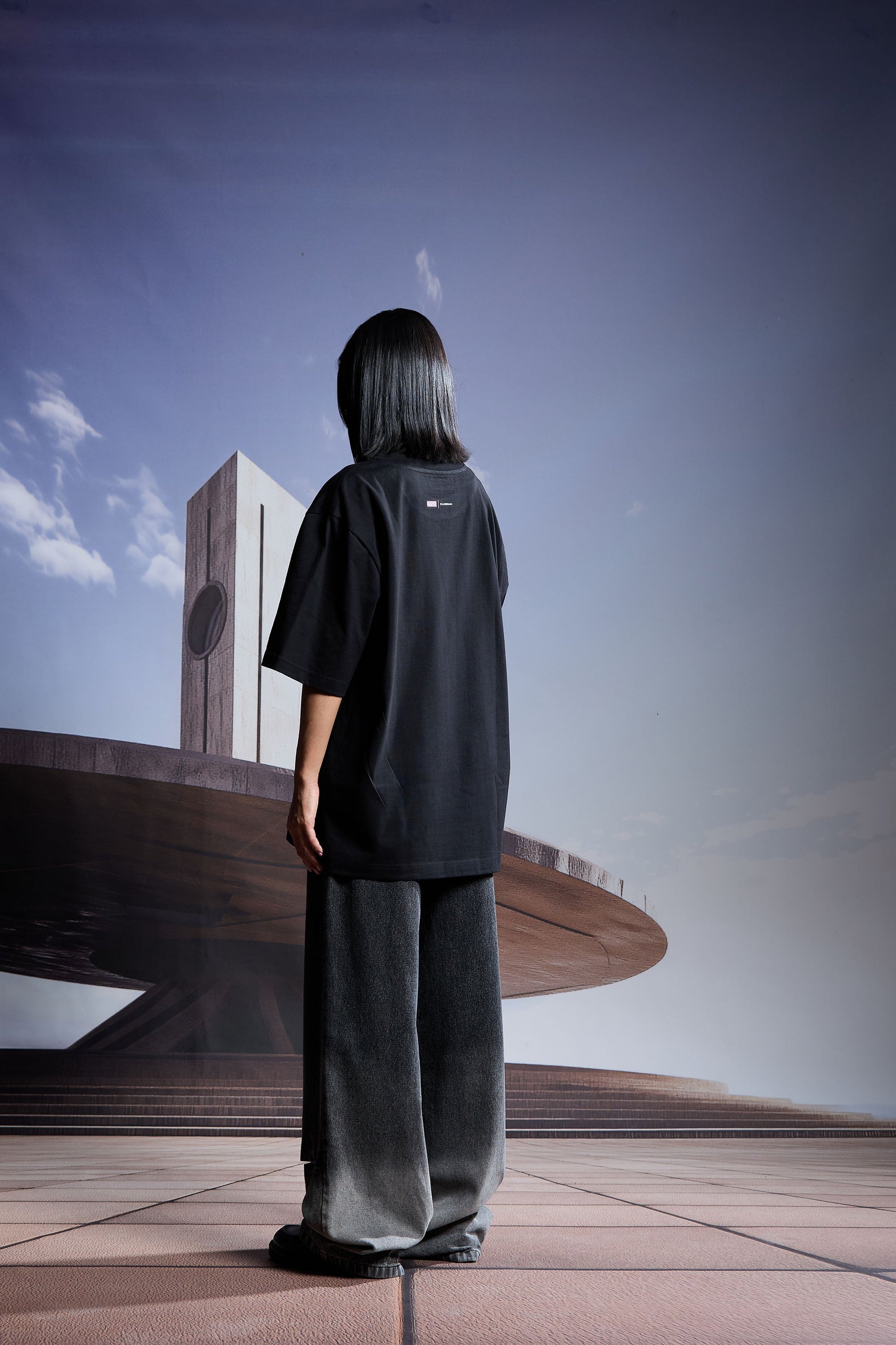 'FIFTH HOUR' T-SHIRT