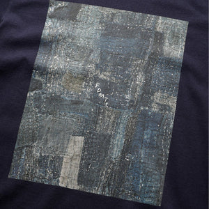 FDMTL | GRAPHIC BORO TEE  { NAVY