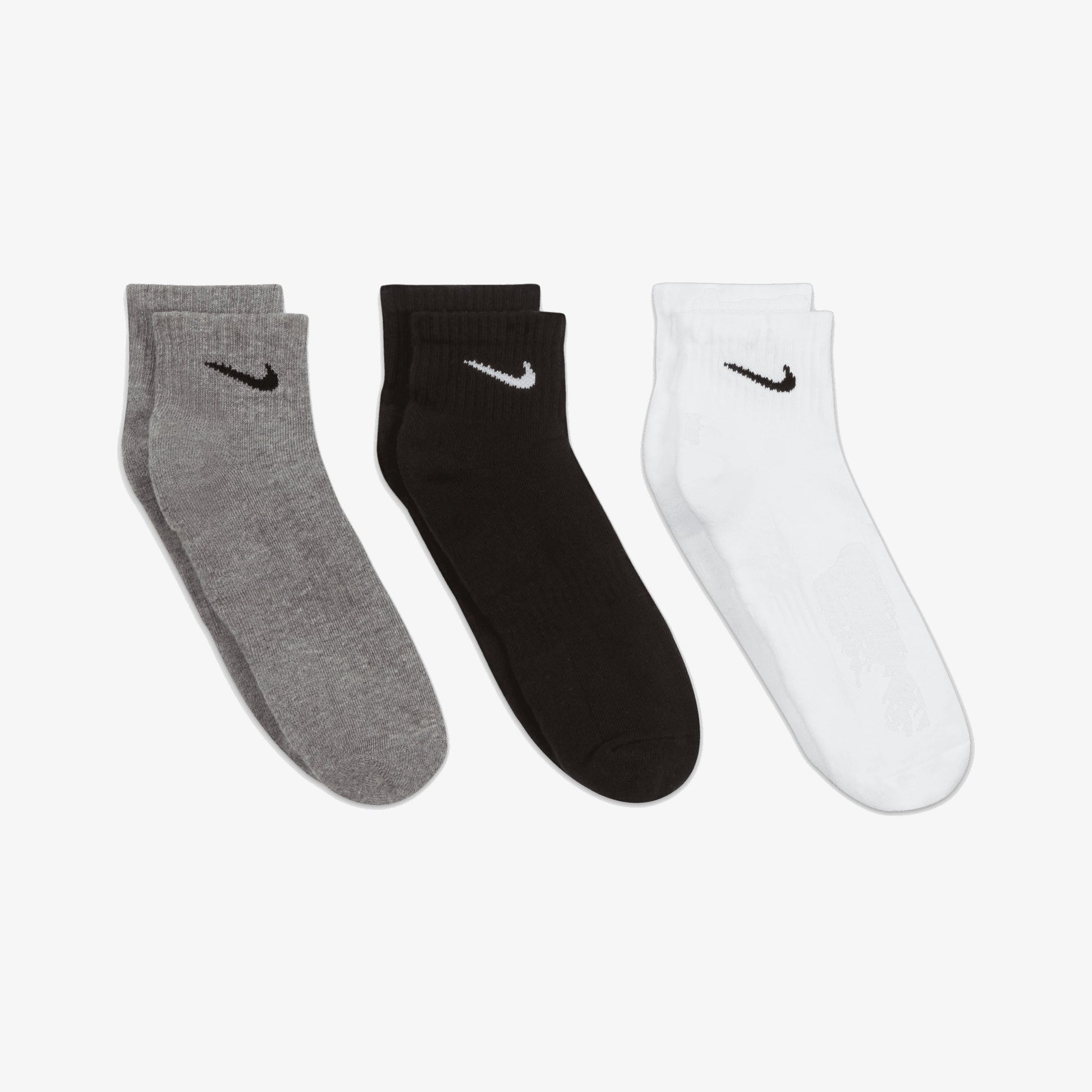 NIKE | EVERYDAY CUSHIONED TRAINING ANKLE SOCKS (3 PAIRS) { MULTI-COLOR