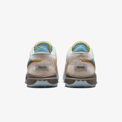 Nike | LEBRON XX EP  { GUAVA ICE/BLUE LIGHTNING-EMERALD RISE