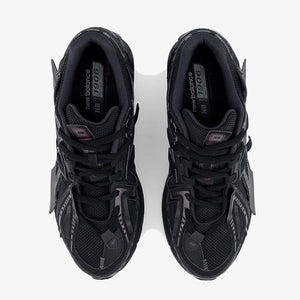 New Balance | 1906 { BLACK/GREY