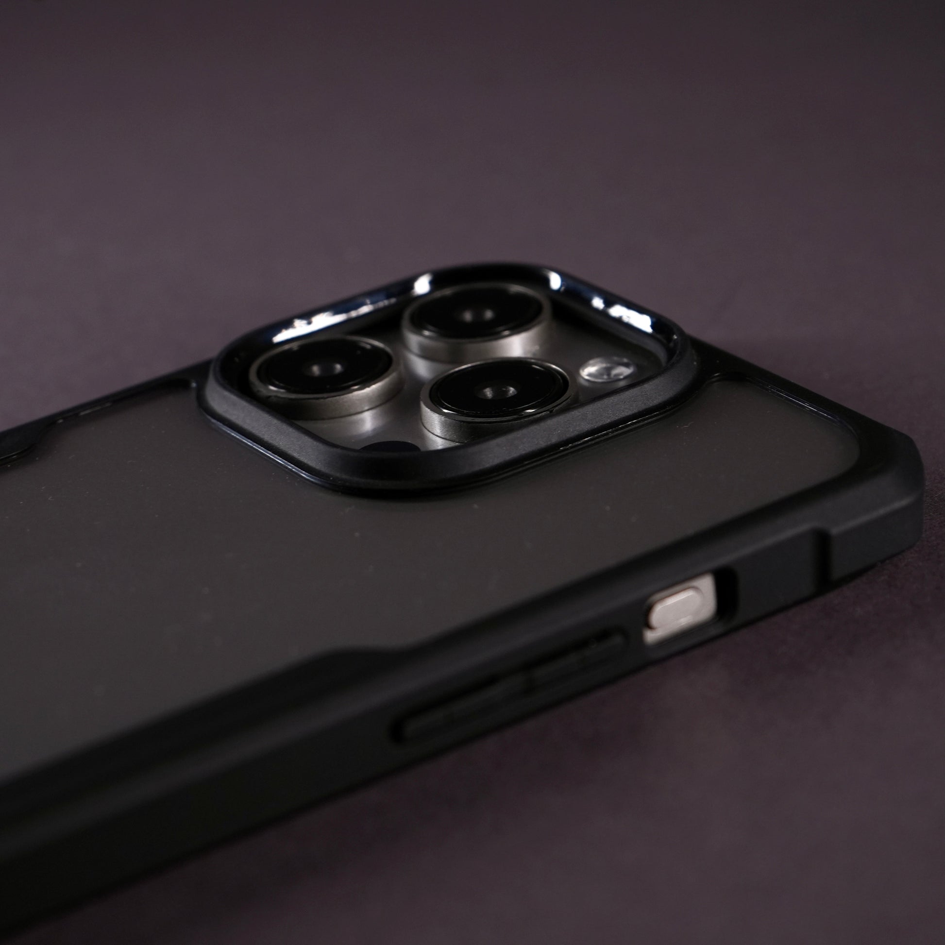 iPhone 12 Pro Tactical Shield Vagabond Case