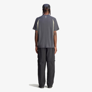 ADIDAS ORIGINALS | 100 THIEVES TEE { CARBON