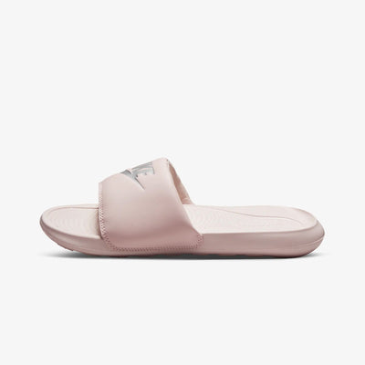 Nike | VICTORI ONE  { BARELY ROSE/METALLIC SILVER-BARELY ROSE