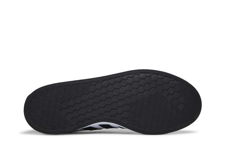 adidas Grand Court Base Disney Mickey Mouse Brush